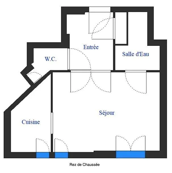 Nice Studio Close To The Sea Apartment